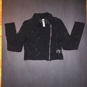 Size L Cropped Lace Jacket